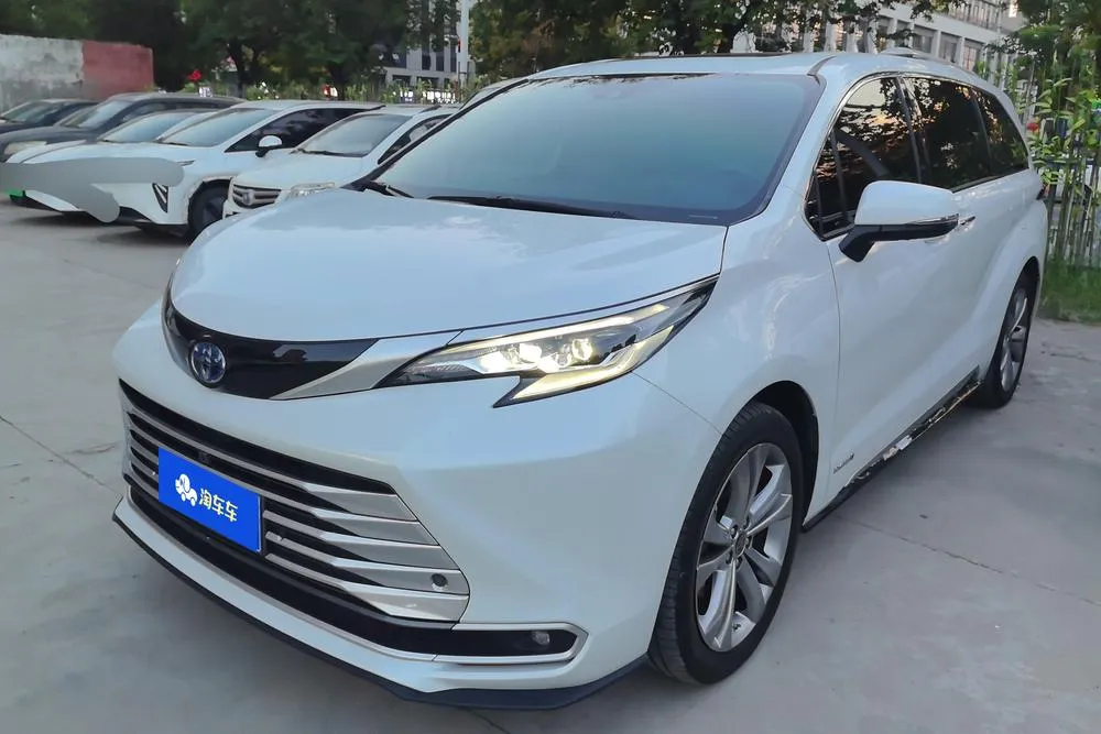 Toyota Sienna, 2023