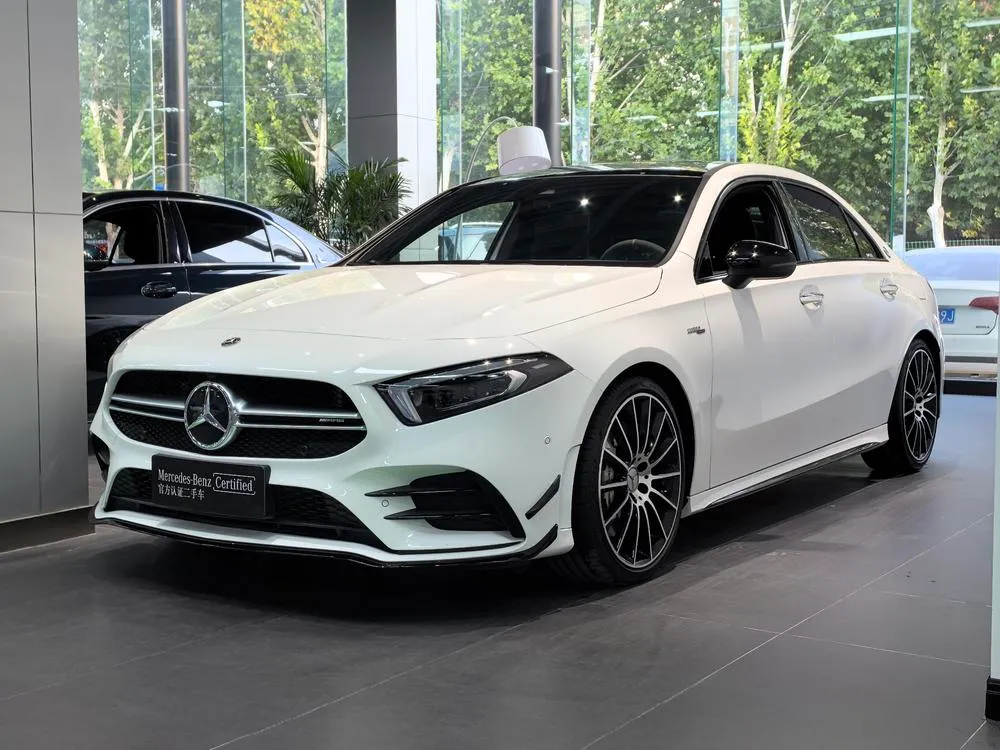 Mercedes-Benz A-Class AMG AMG A 35 L 4MATIC, 2022 — фото 1