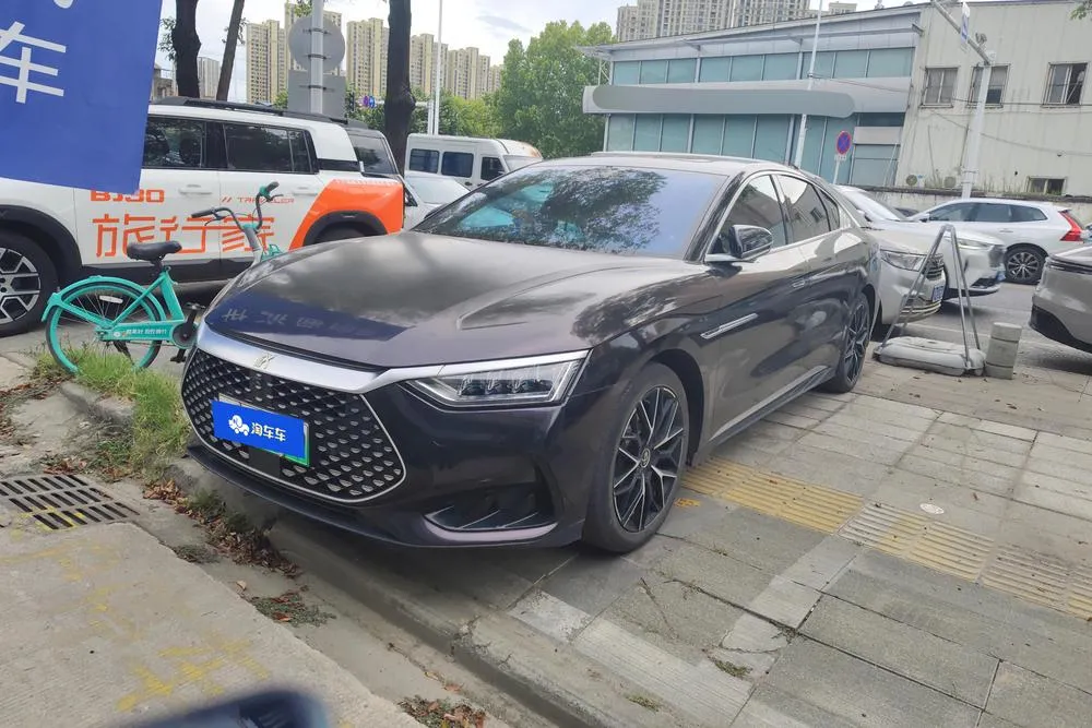 BYD Han DM, 2022