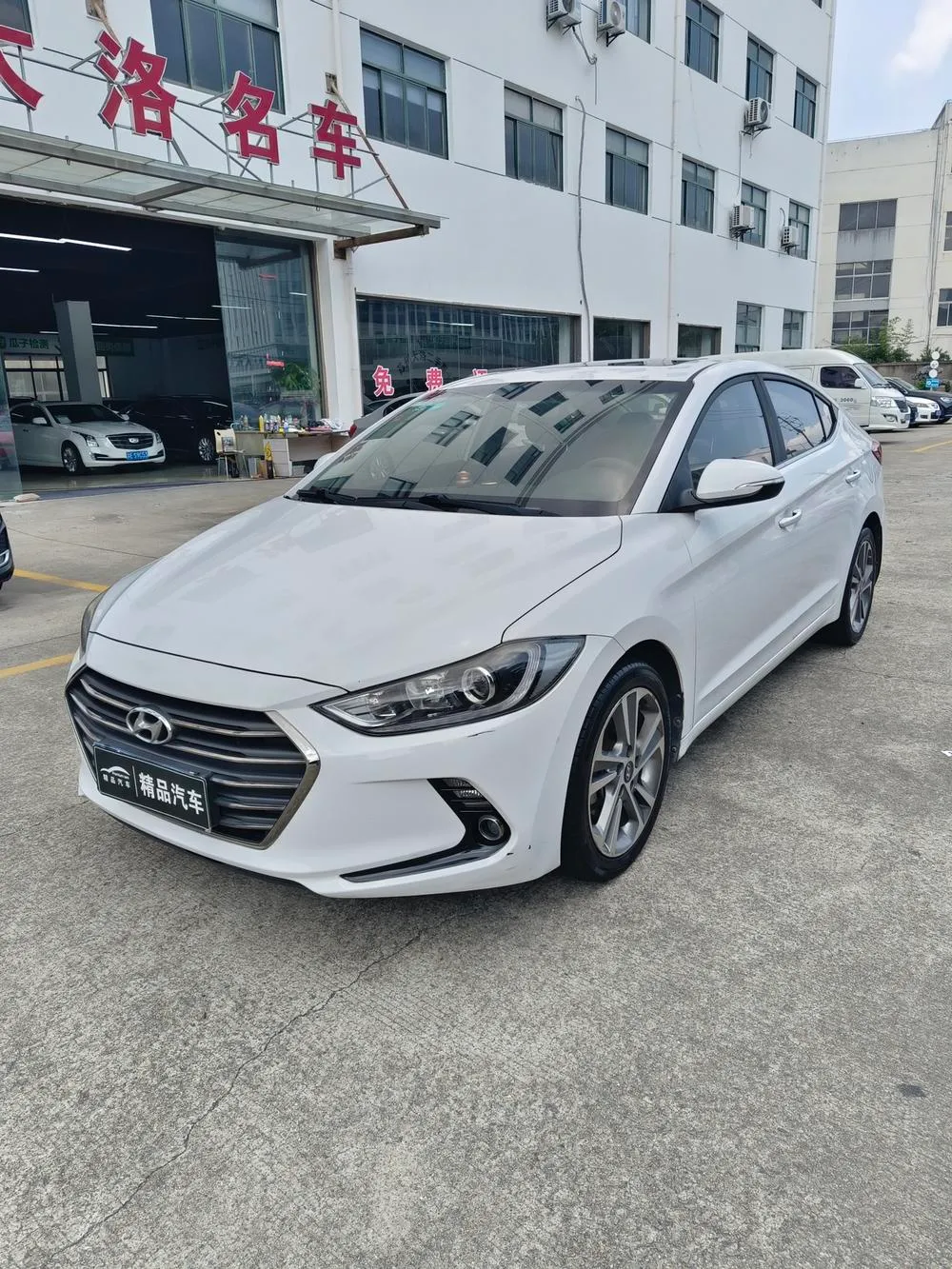 Hyundai Elantra Lingdong, 2016