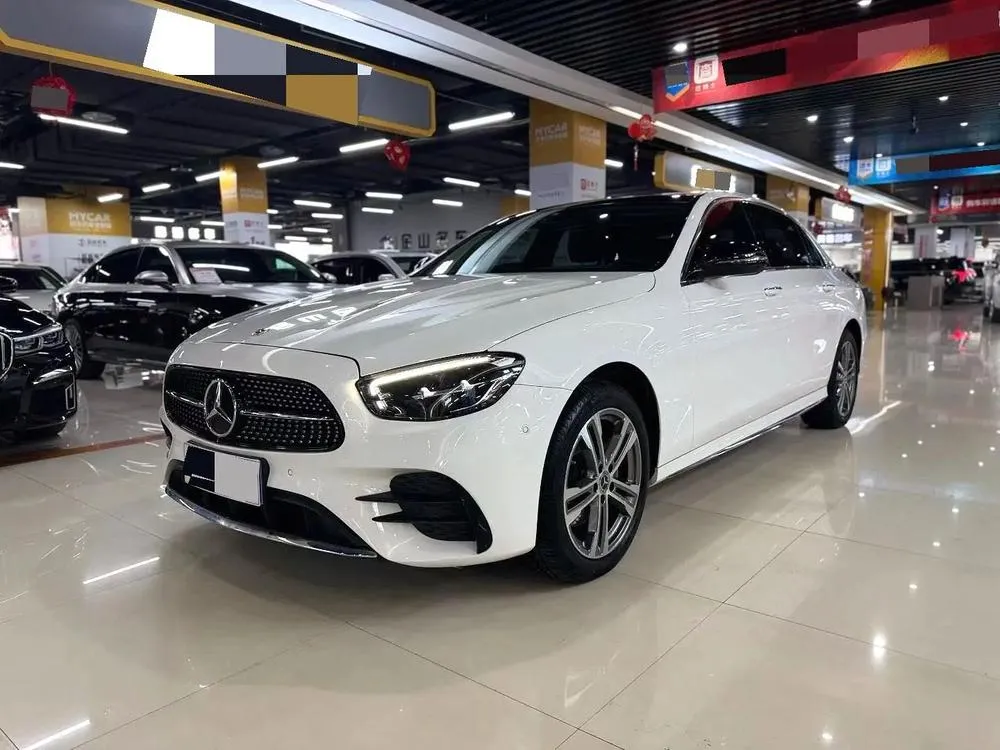 Mercedes-Benz E-Class, 2022
