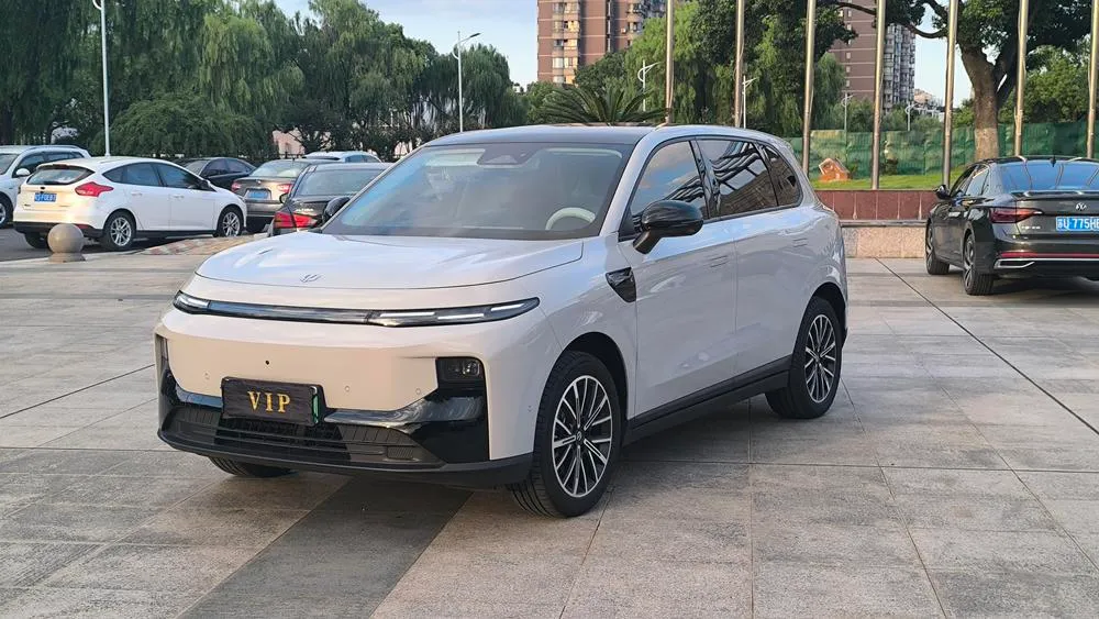 Leapmotor B10, 2025