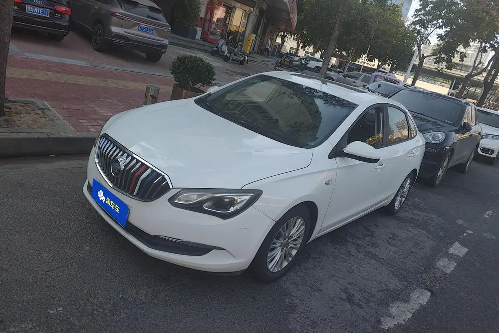 Buick Excelle, 2016