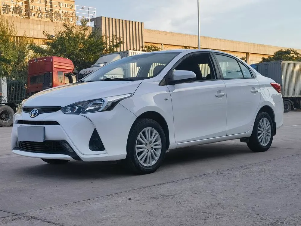 Toyota Yaris L Sedan 1.5E CVT Edition, 2017 — фото 1