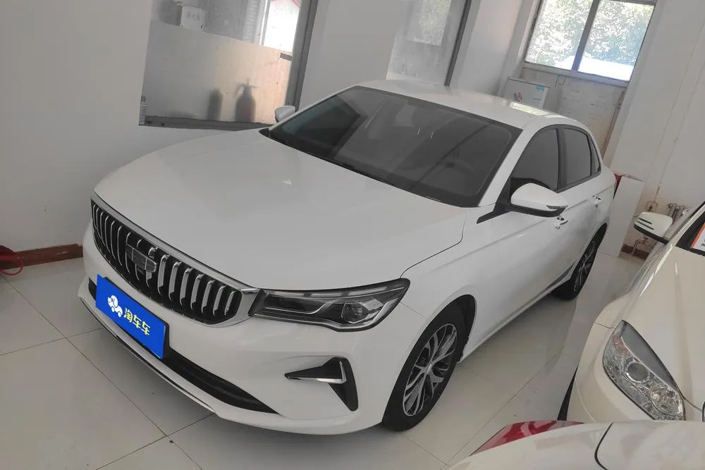 Geely Emgrand 4 1.5L CVT Edition, 2025 — фото 1