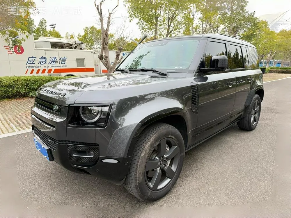 Land Rover Defender, 2023