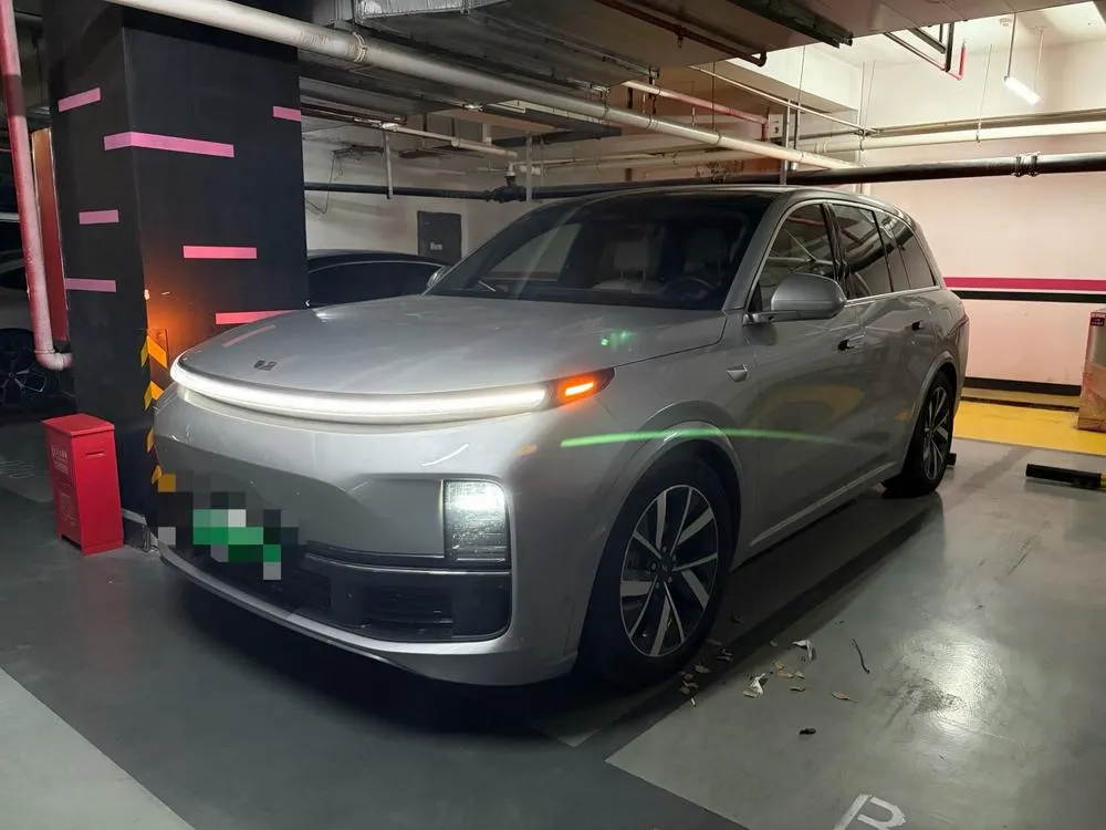 Li Auto L8, 2023