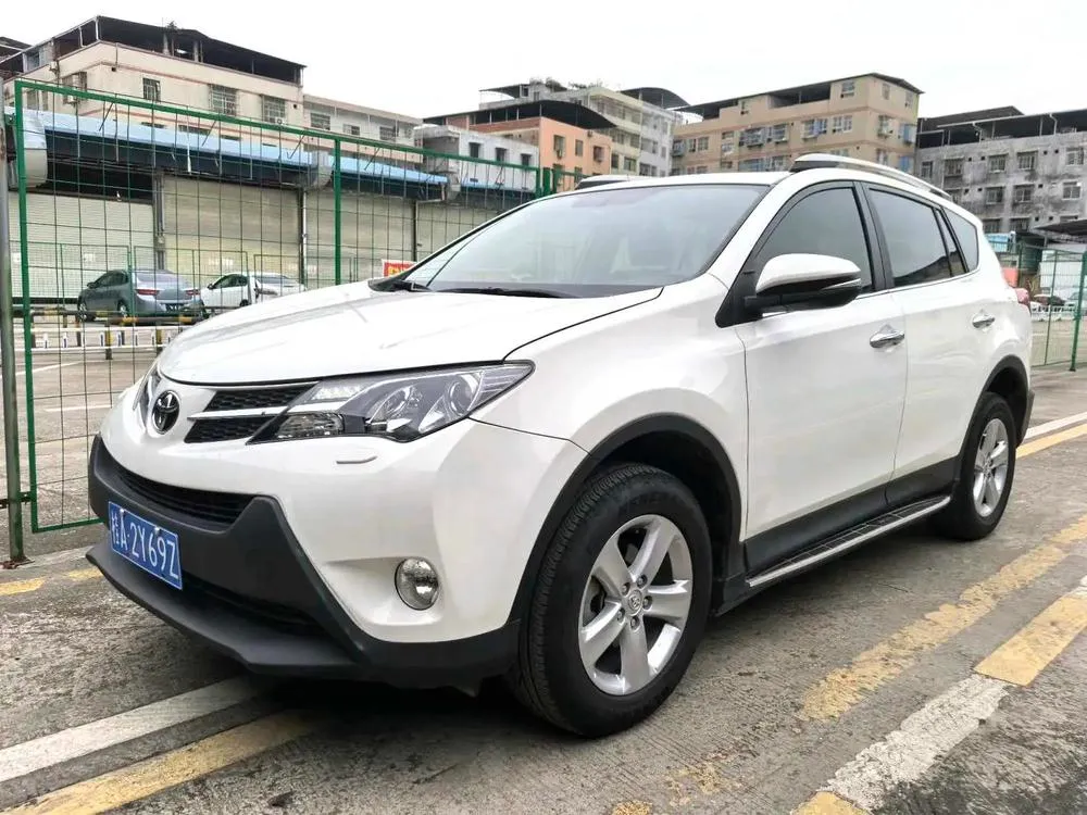 Toyota RAV4, 2013