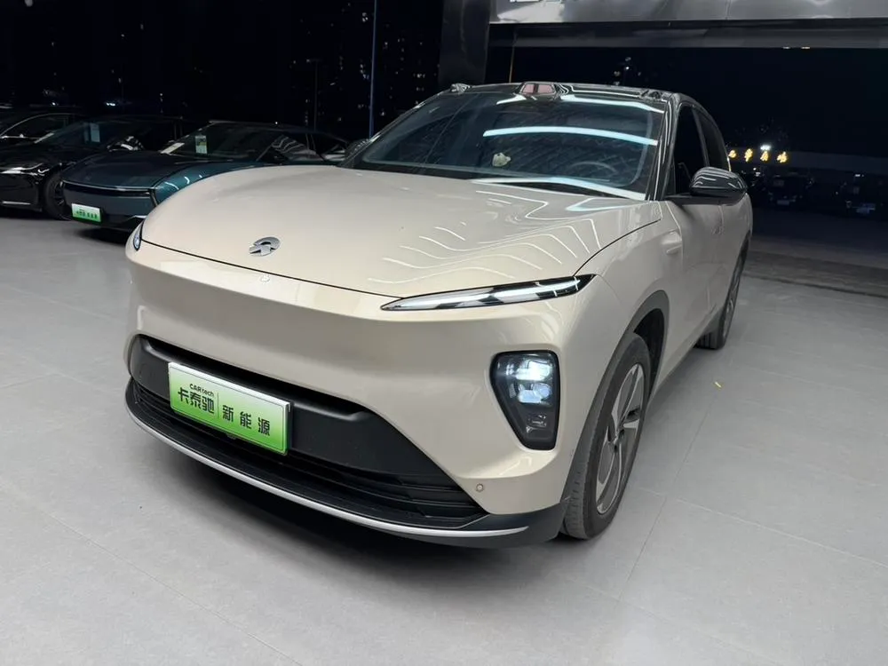 NIO ES8, 2023