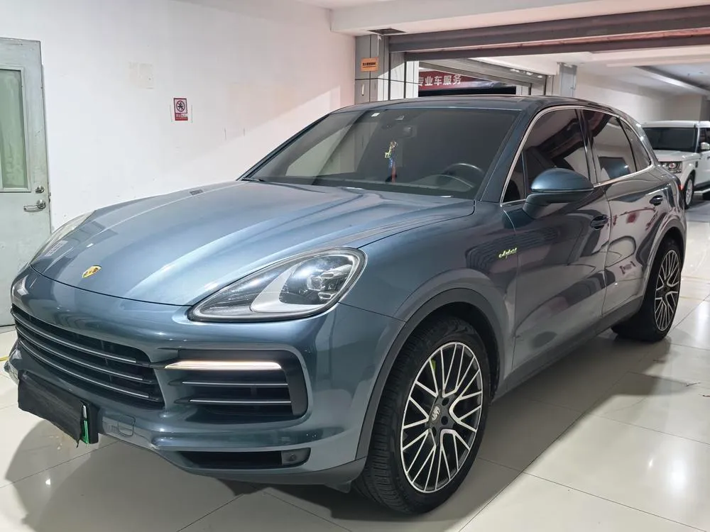Porsche Cayenne E-Hybrid, 2019