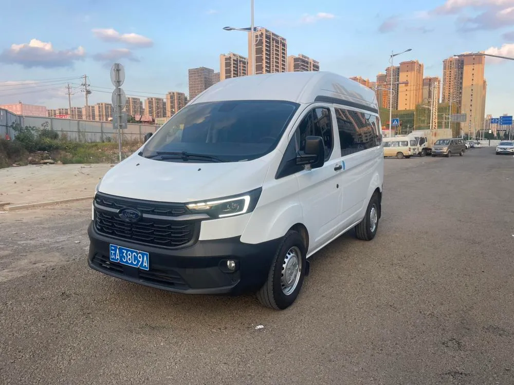 Ford Transit V362 2.0T Diesel Manual SWB 5/6 Seater CN6, 2023 — фото 1