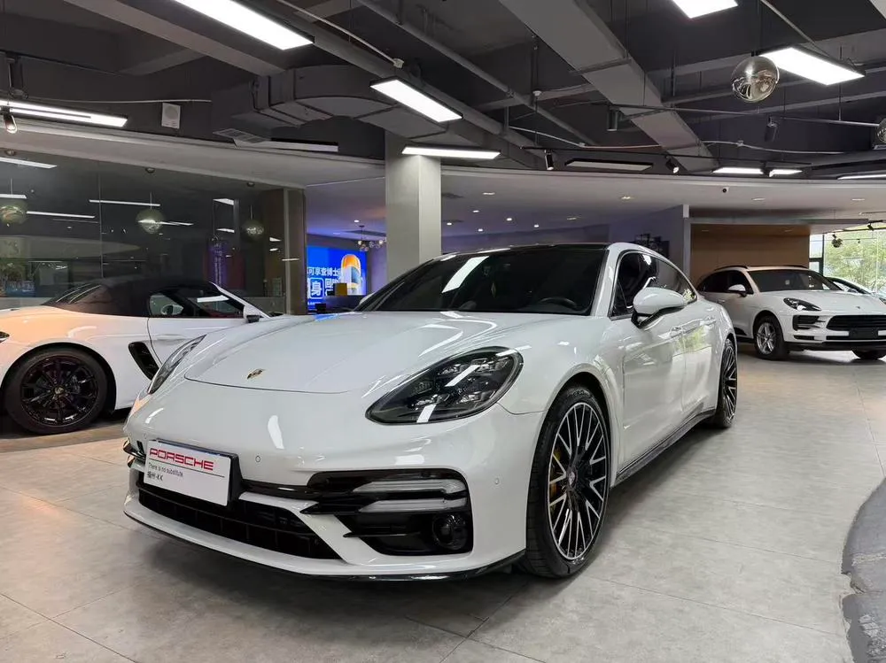Porsche Panamera, 2017