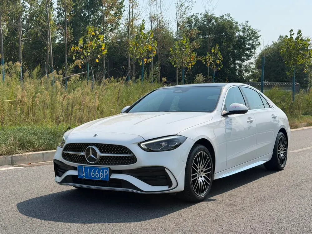 Mercedes-Benz C-Class, 2024