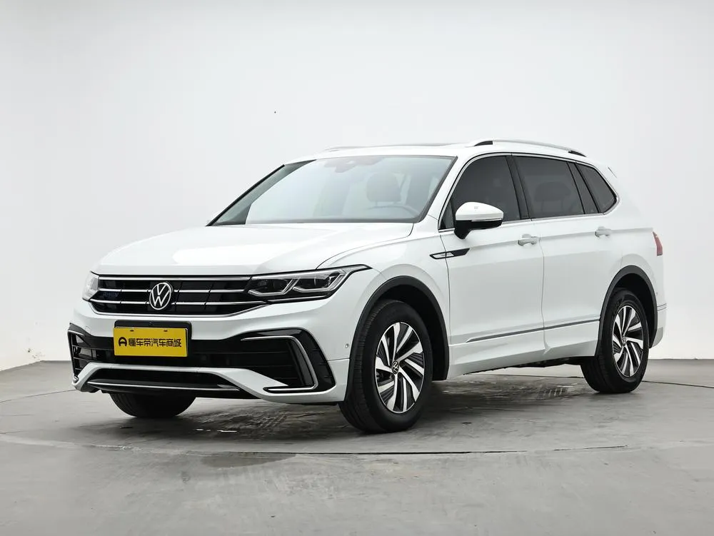 Volkswagen Tiguan L PHEV 430PHEV PHEV Hybrid Flagship Edition, 2023 — фото 1