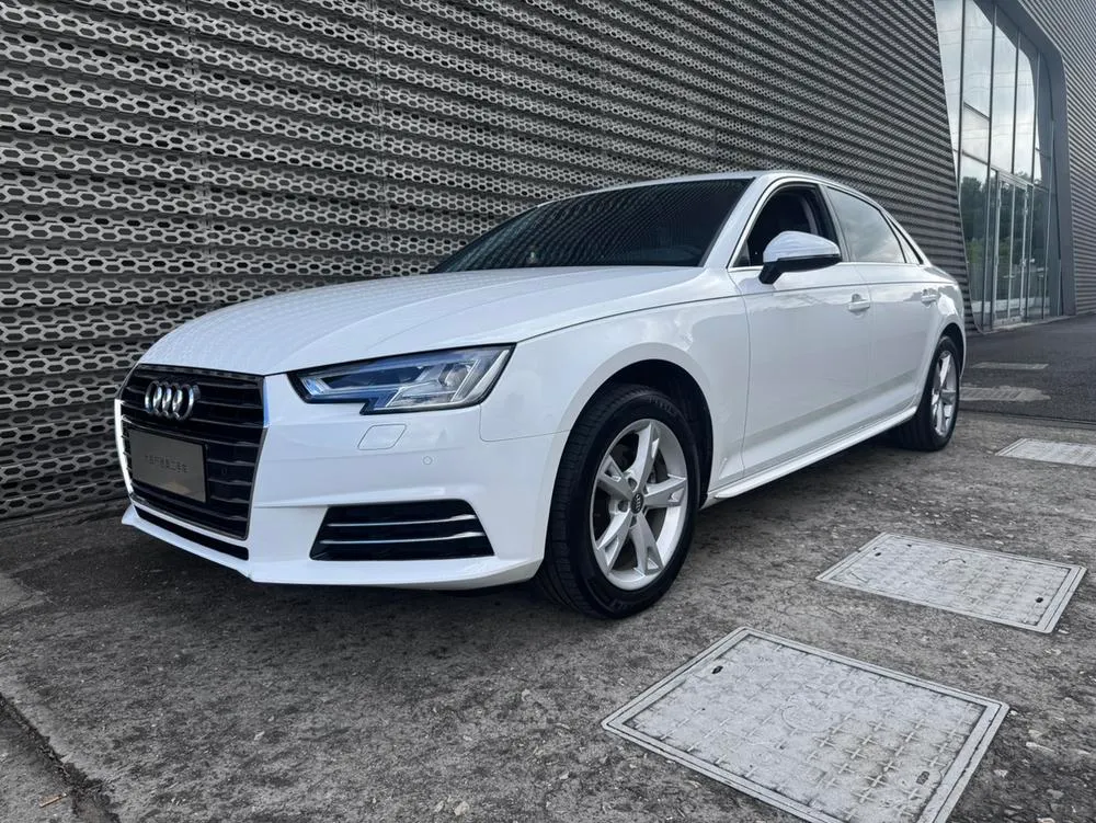 Audi A4L, 2017