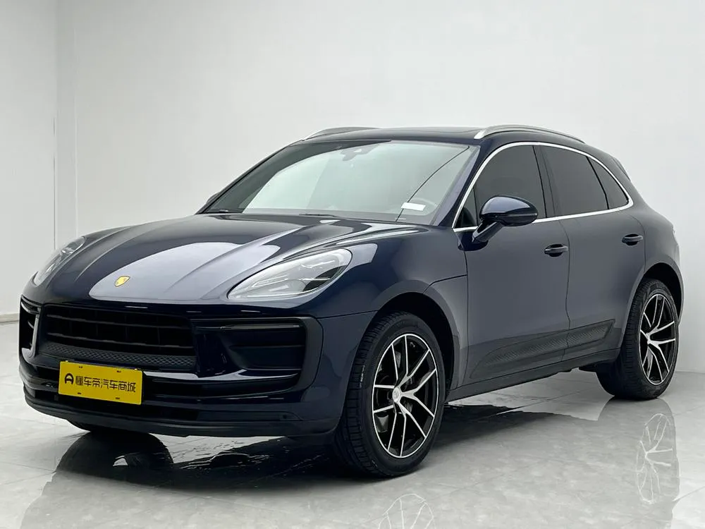 Porsche Macan, 2022