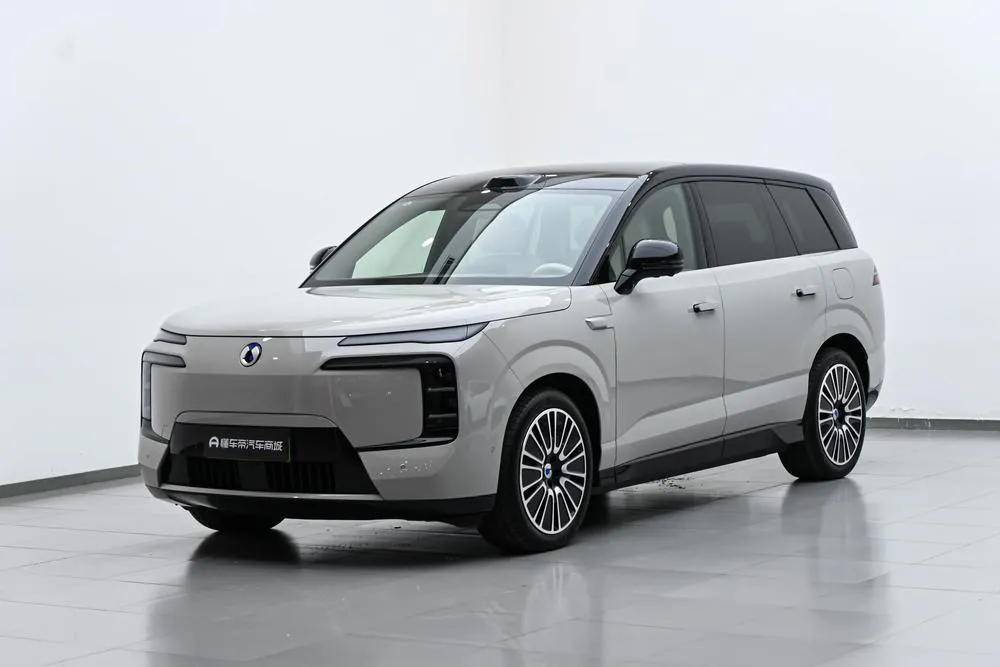 Denza N8L DM, 2025