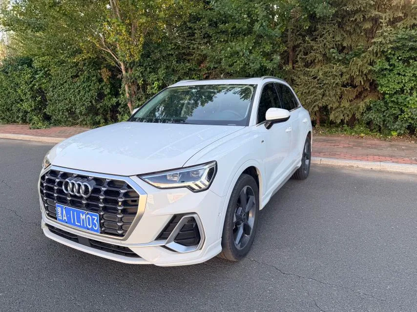 Audi Q3, 2022