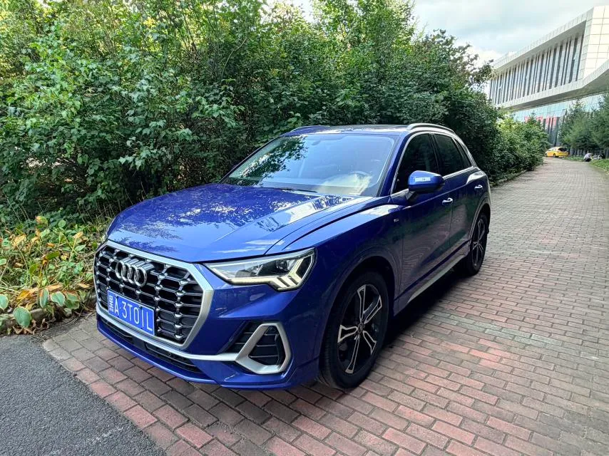 Audi Q3, 2022