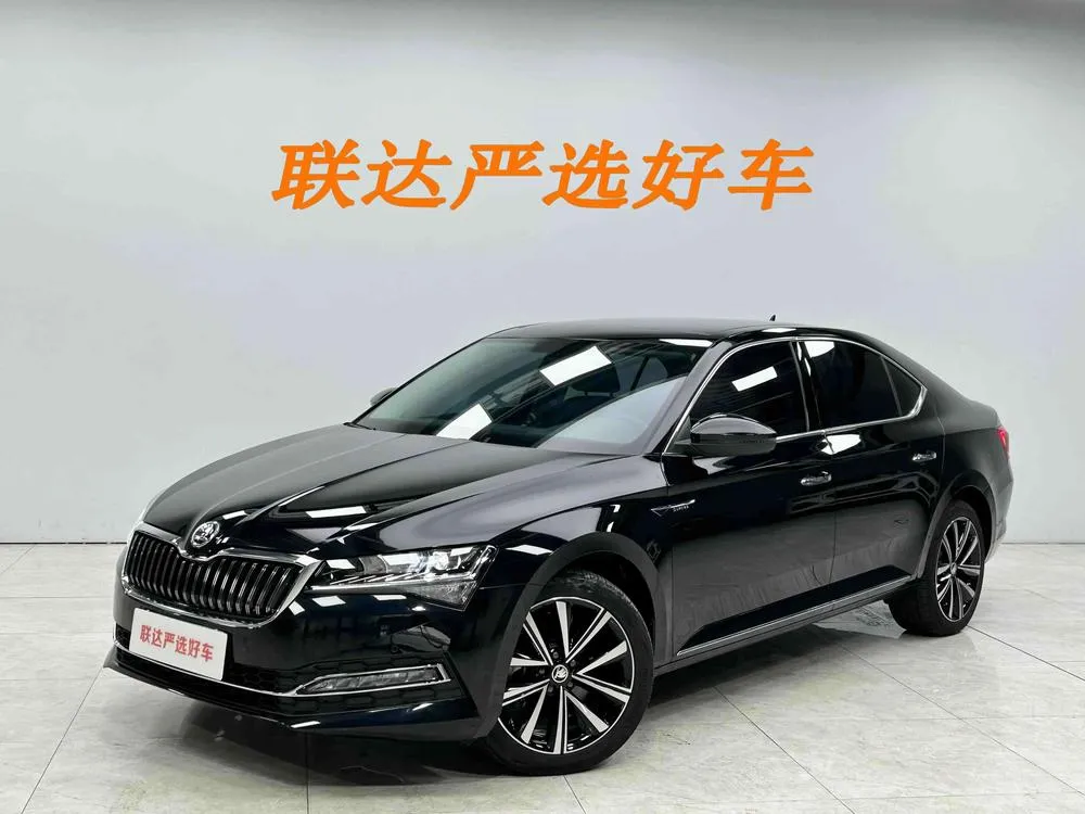Skoda Superb, 2025