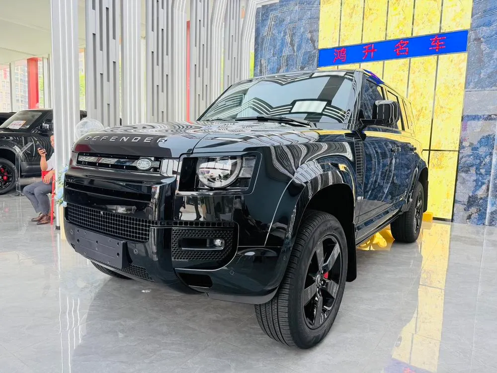 Land Rover Defender, 2024