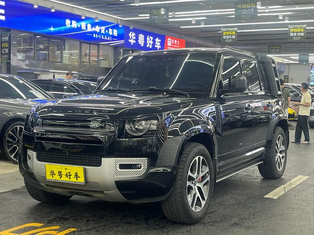 Land Rover Defender, 2023