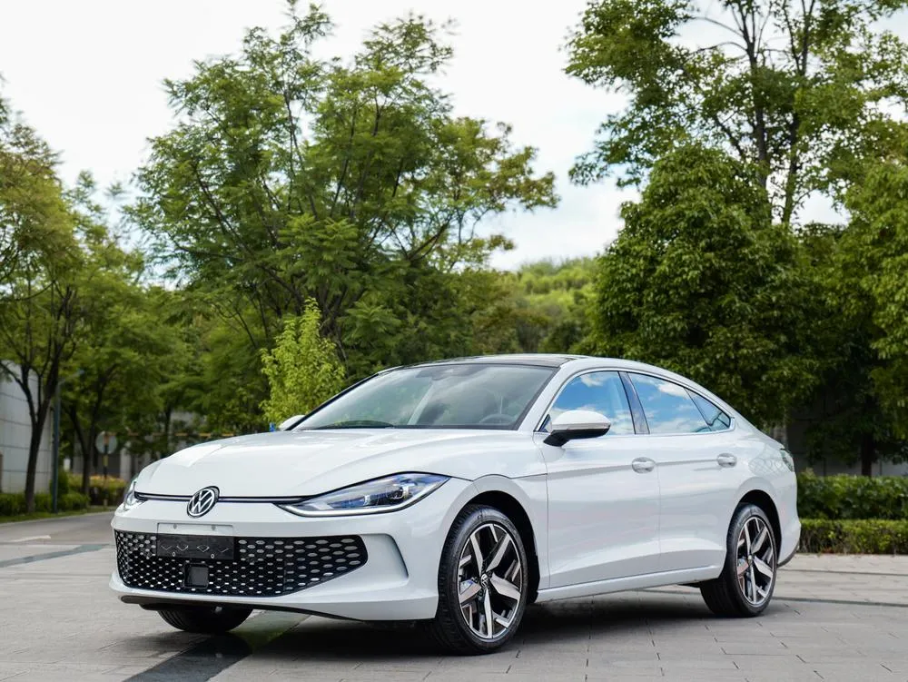 Volkswagen Lamando L 280TSI DSG Stylish Edition, 2025 — фото 1