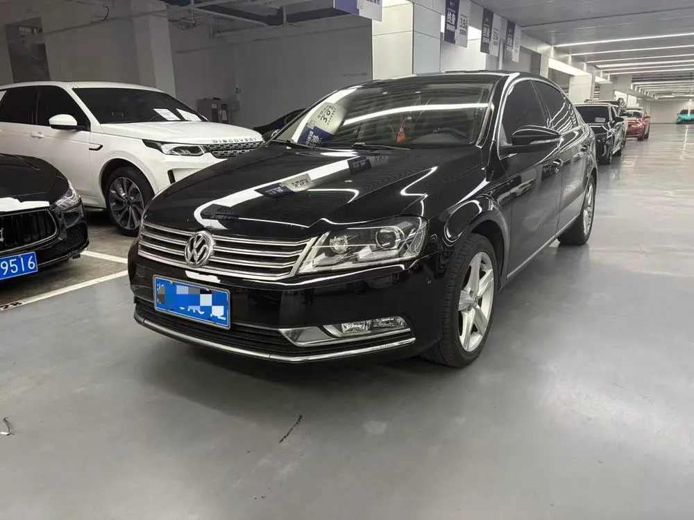 Volkswagen Magotan, 2012