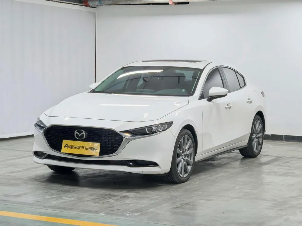 Mazda 3 Axela, 2025