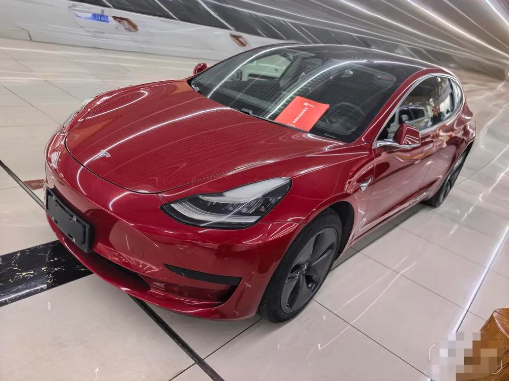 Tesla Model 3, 2020