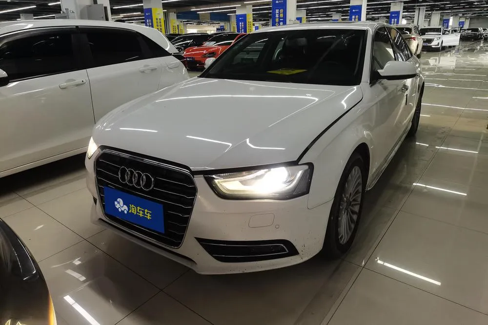 Audi A4L, 2016