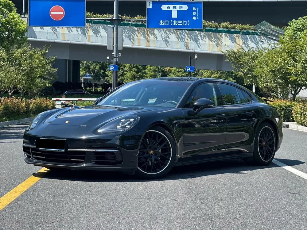 Porsche Panamera, 2021