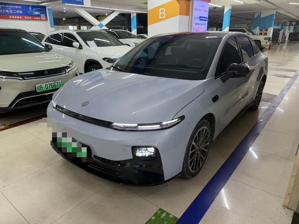 Leapmotor B01, 2025