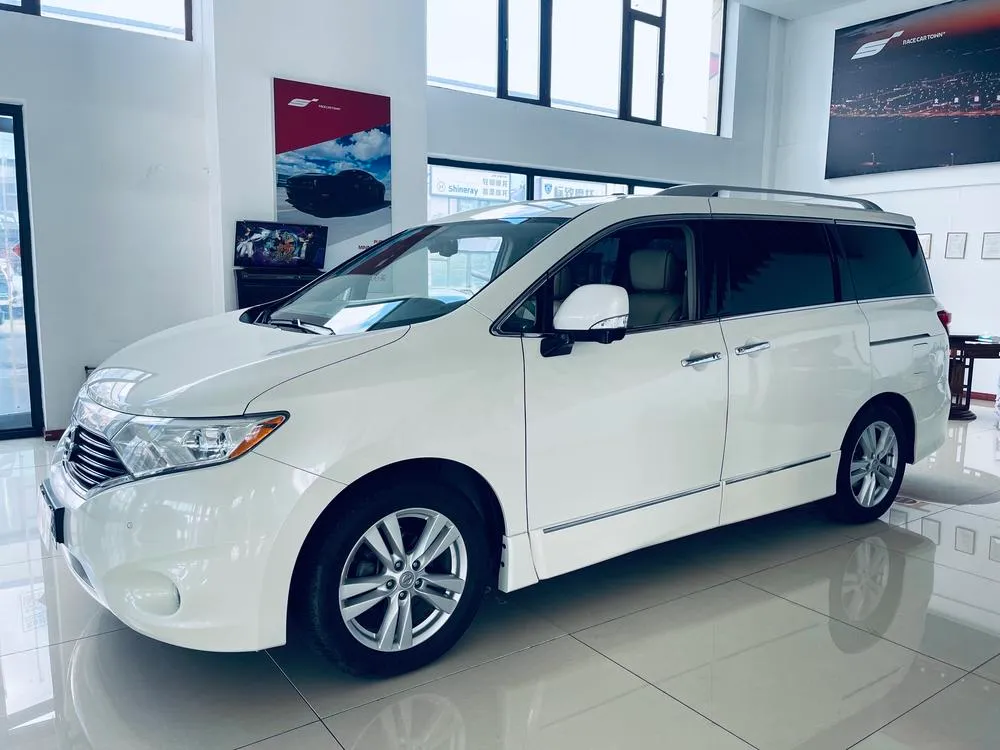 Nissan Quest, 2015