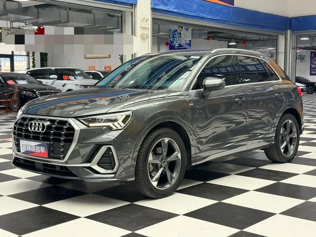 Audi Q3, 2022