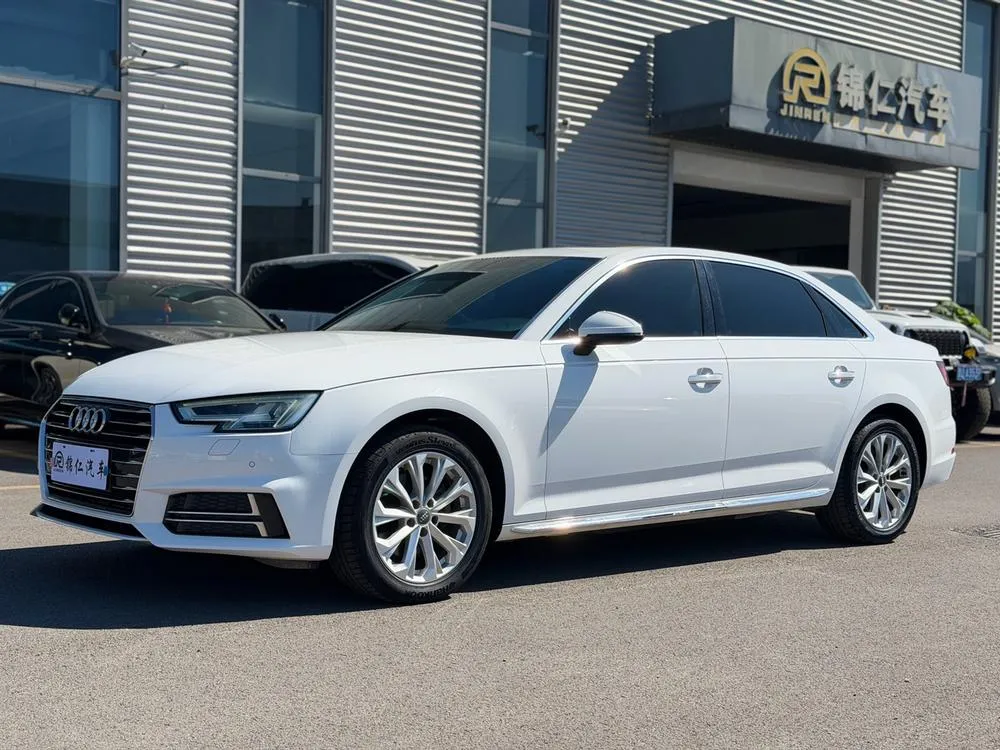 Audi A4L, 2019