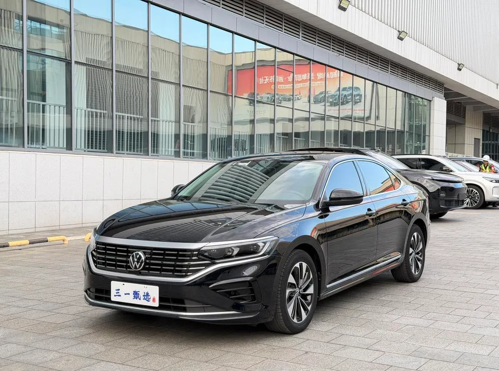 Volkswagen Passat, 2022