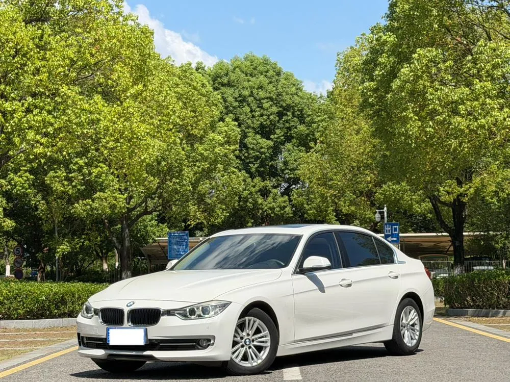 BMW 3-Series, 2015