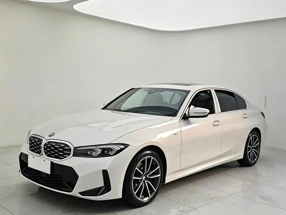 BMW 3-Series, 2025