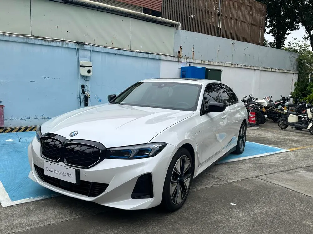 BMW i3, 2023