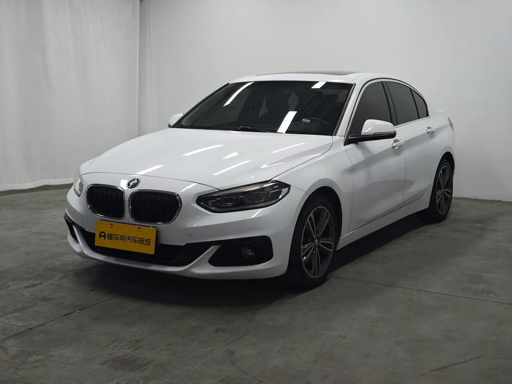 BMW 1-Series Facelift 118i Sport Version, 2018 — фото 1