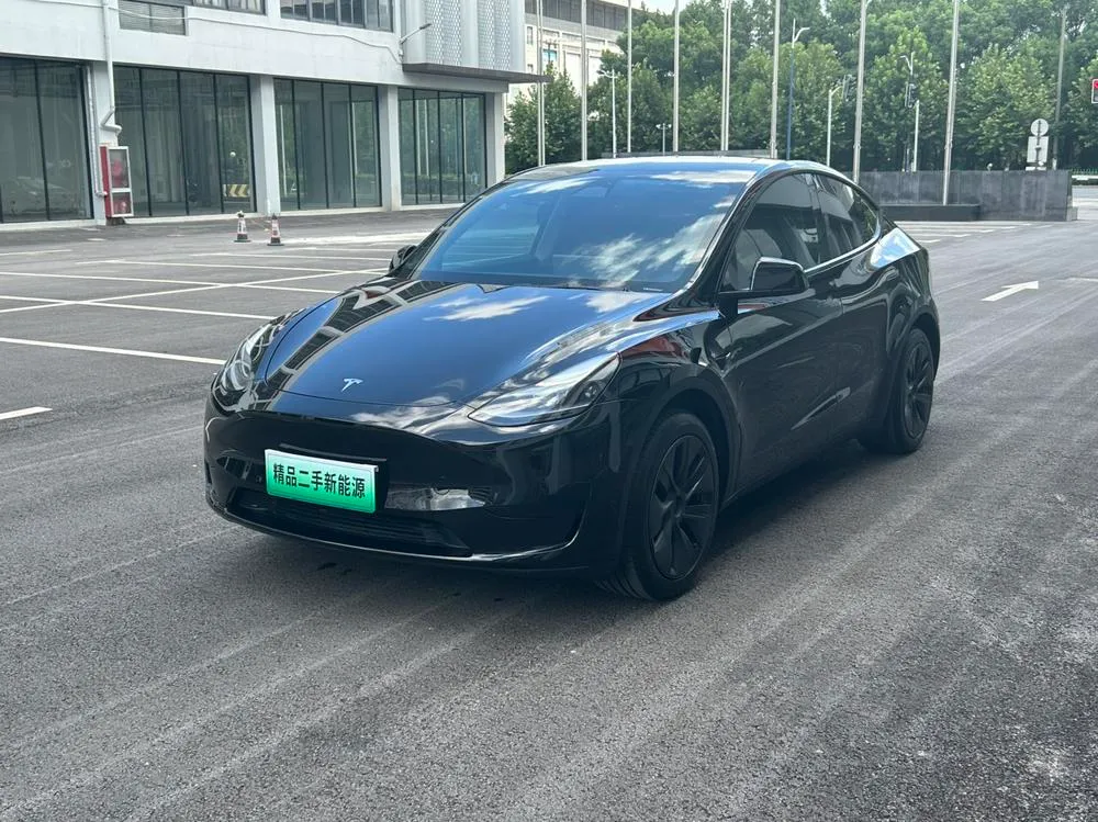 Tesla Model Y, 2023
