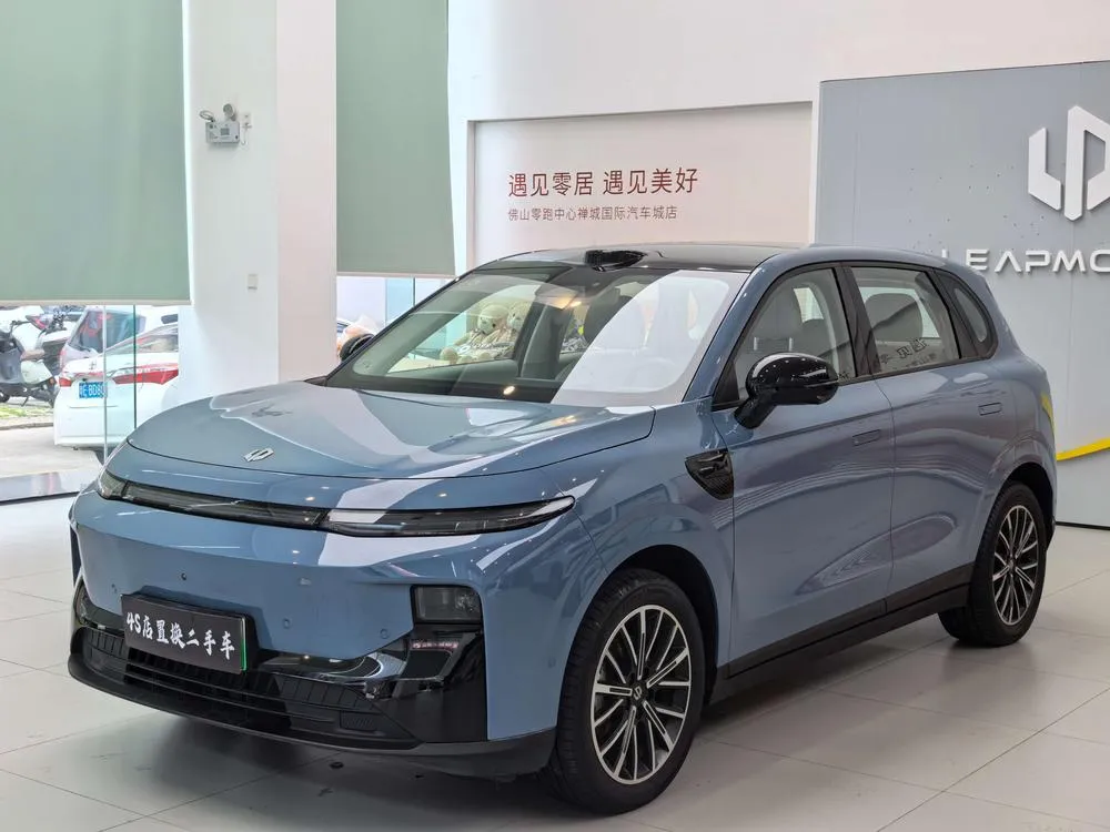 Leapmotor B10, 2025