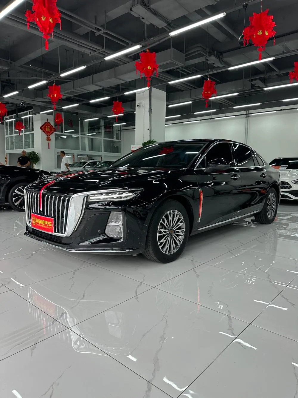 Hongqi H5, 2025