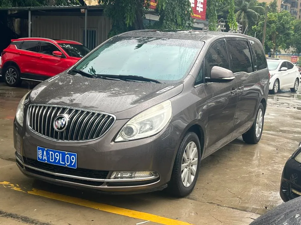 Buick GL8, 2015