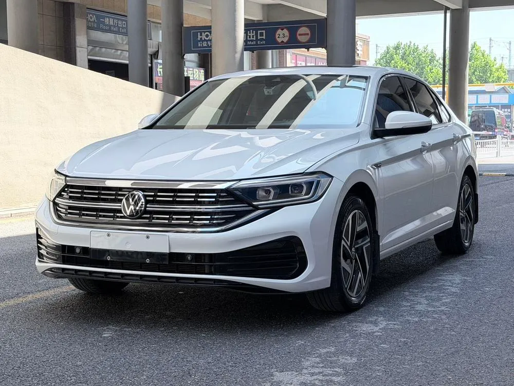 Volkswagen Sagitar, 2023