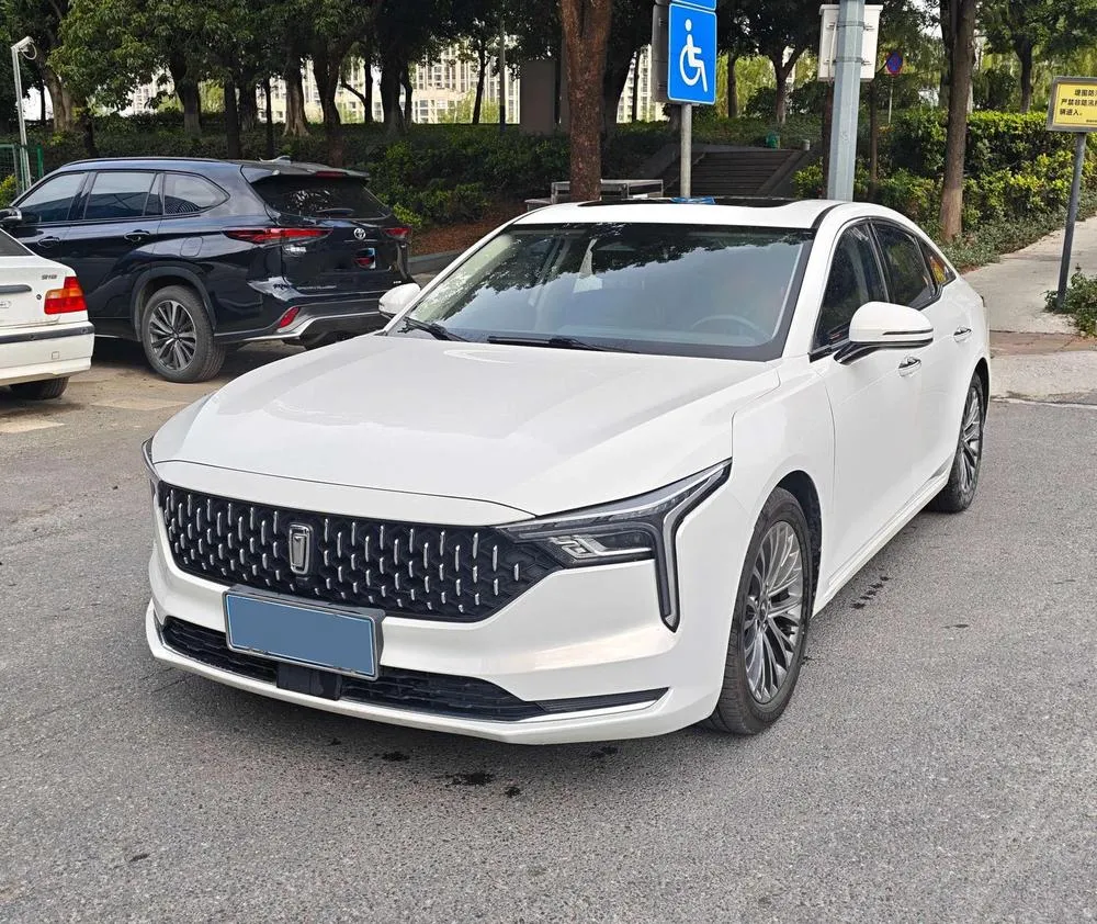 Besturn Bestune B70, 2021