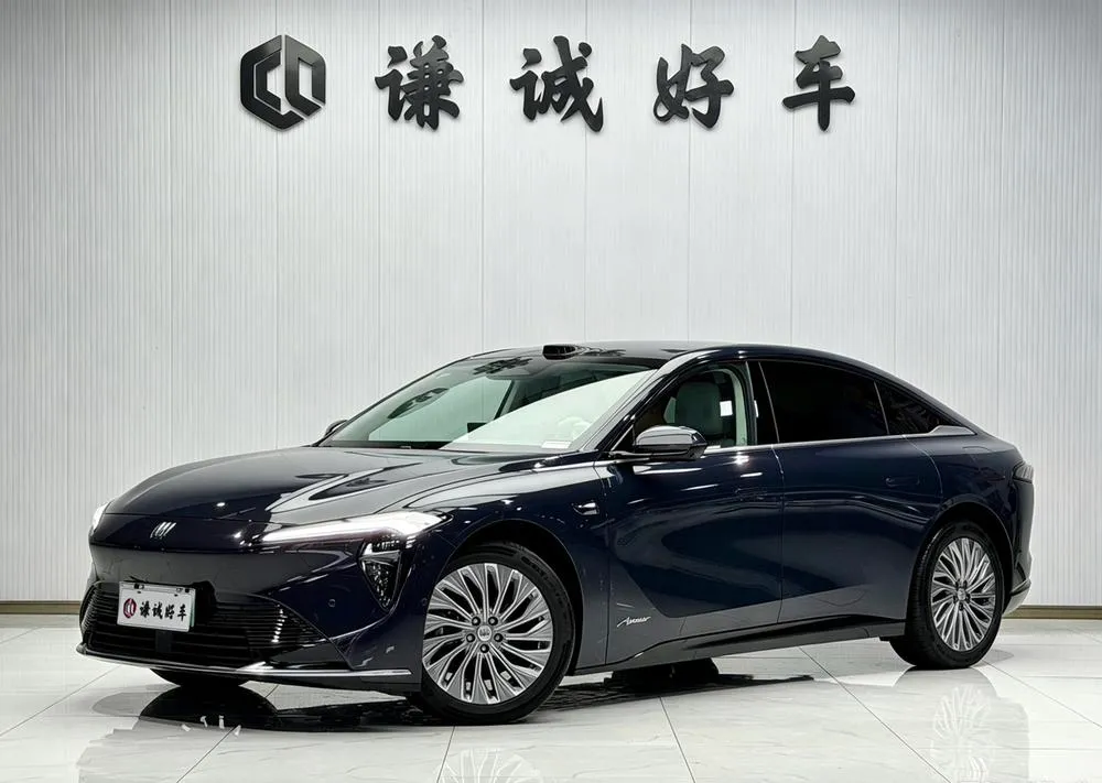 Buick Zhijing L7, 2025