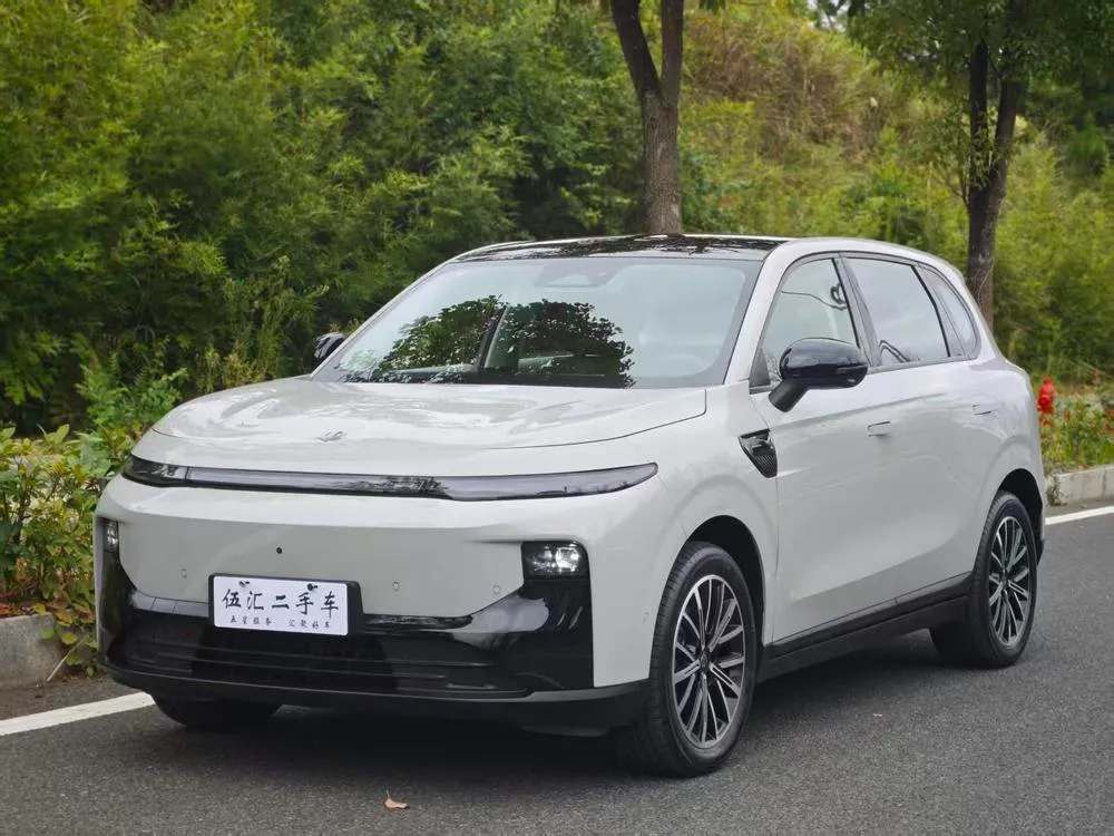 Leapmotor B10, 2025