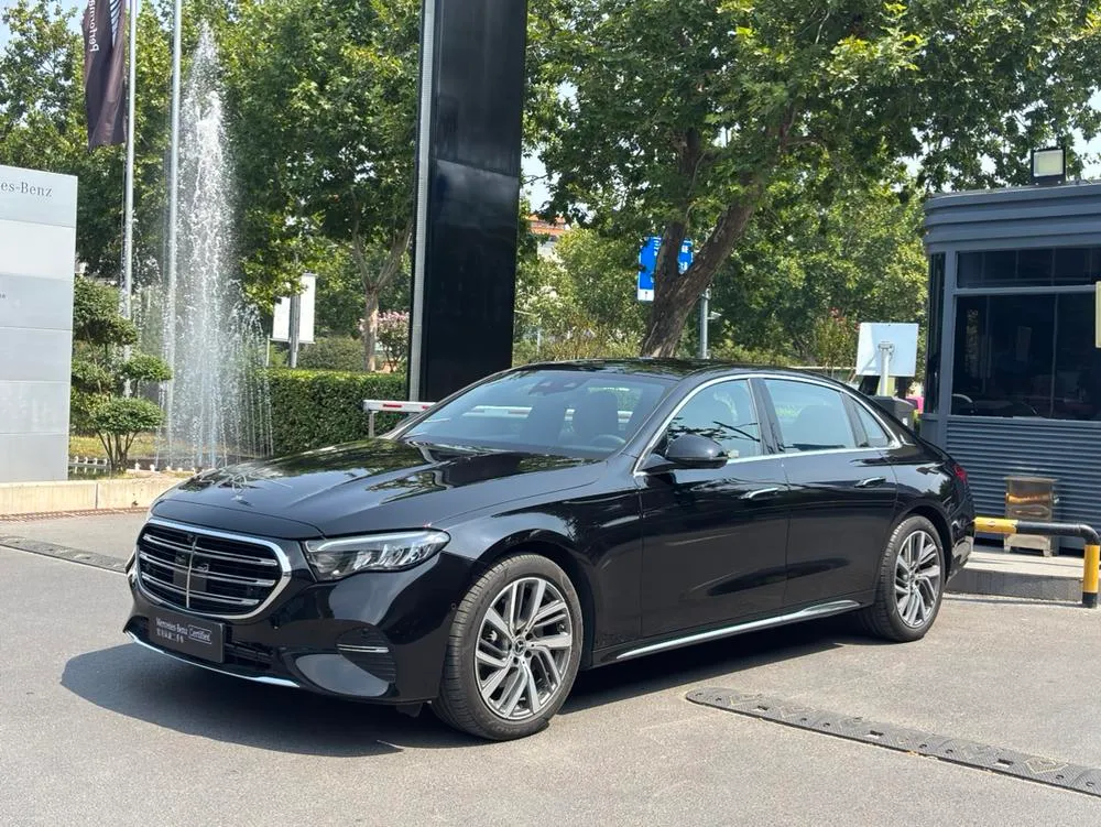 Mercedes-Benz E-Class, 2025